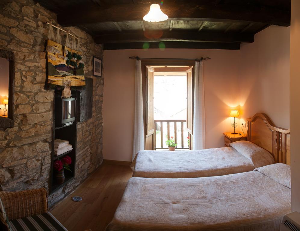 Gasthaus Casa Rural Pandelo Vega de Valcarce Zimmer foto